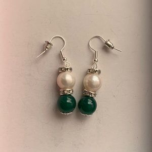 Beautiful Green Agate/Pearl Drop Earrings
